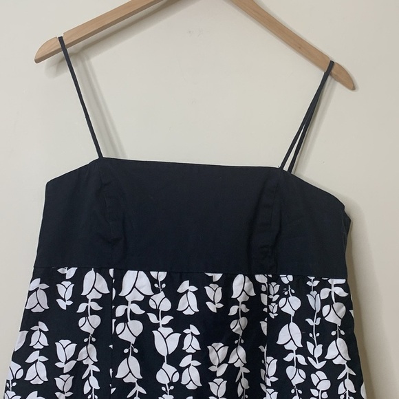 AGB | Black White Floral Spaghetti Strap Peekaboo Bow Hidden Zip Sheath Dress 16 - Picture 3 of 16